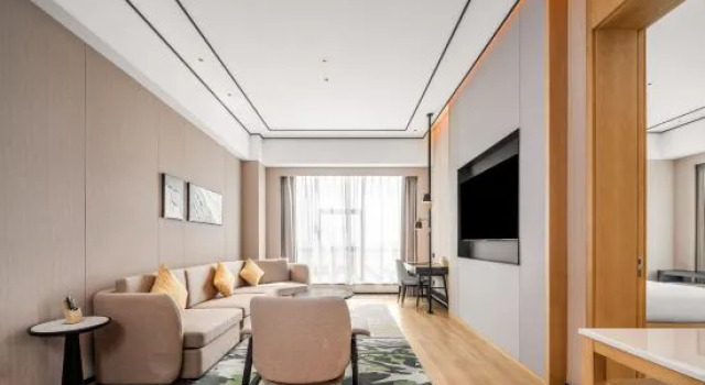 Люкс Deluxe Hilton Garden Inn Fenyang YuLongWan
