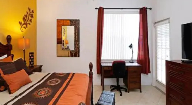 Be Our Guest House, Забронировать Гостевой дом Отели Фор Корнерз с бассейном, Бассейн