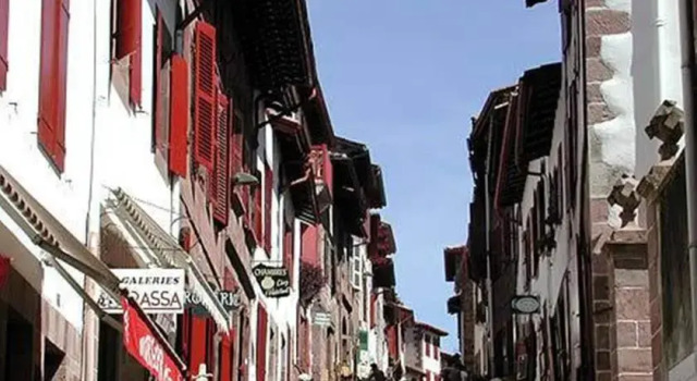 Moulin de Fargas, Забронировать Апартаменты/квартира Юарт-Сиз French Basque Country