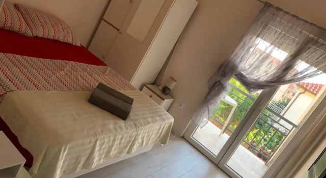 Guesthouse Adriatic, Забронировать Отель Недорогие отели Биоград-на-Мору, рядом с Пляж Биоград Залазак, недорого