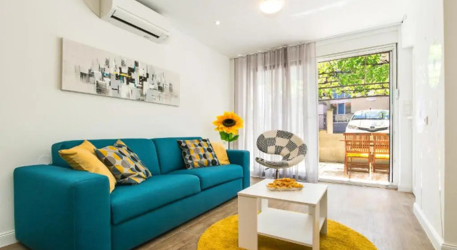 Апартаменты Modern Mediterranean Apartment
