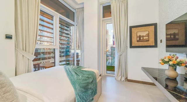 Студия Charm Studio – Fully Furnished with Style