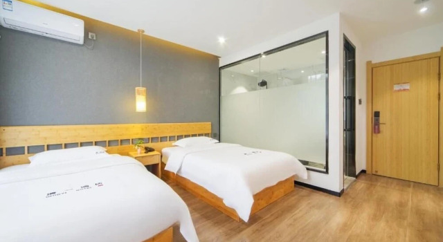 Xiamen Qingyi Hotel