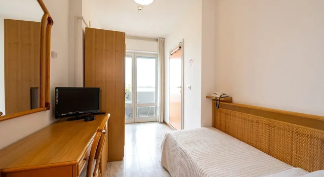 Одноместный номер Standard с балконом Hotel Capri