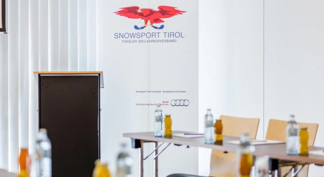 Lizum 1600 | Kompetenzzentrum Snowsport Tirol, Prenota Hotel Axams Innsbruck