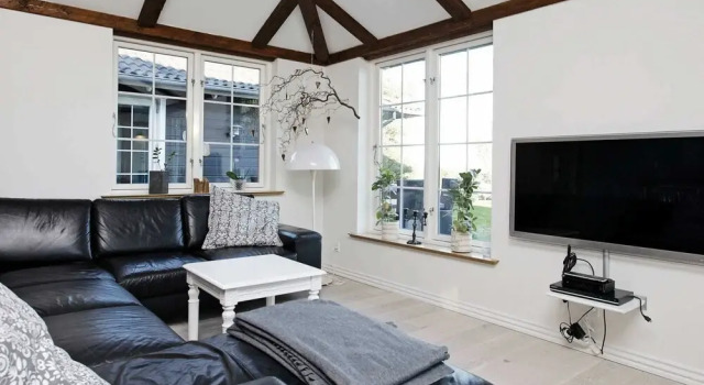 Spacious Holiday Home in Hals With Swimming Pool, Rezervovat Hotel Hals 
