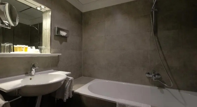 Двухместный номер Standard с балконом Apollofirst Boutique Hotel