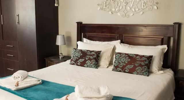 Трёхместный семейный номер Standard Gemstone Guest House