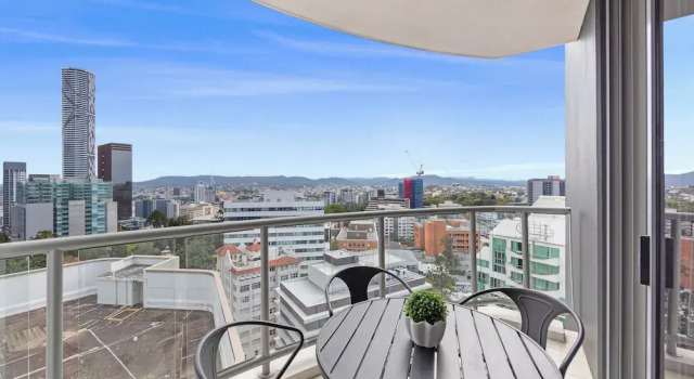 Апартаменты с 2 комнатами с балконом CLLIX Brisbane Central Apartments