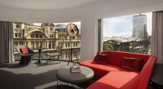 Люкс c 1 комнатой с видом на улицу Hotel Indigo Melbourne on Flinders by IHG