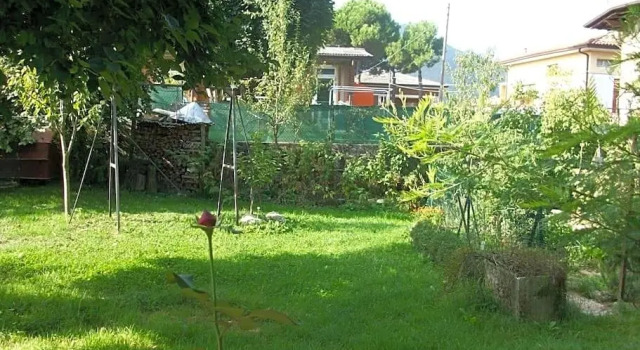 B&B Villa Rosella Appartamento completo di camera matrimoniale e 2 letti singoli