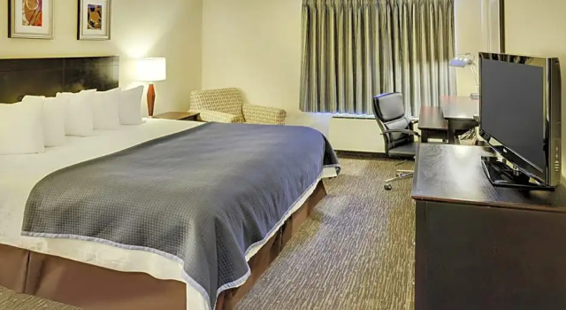 Номер Red Roof Inn PLUS Vancouver Airport