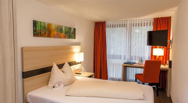 Номер Comfort TaunusTagungsHotel