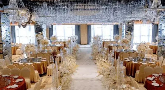 Zixuan Holiday Hotel, Prenota Hotel Hotel a Anhui con parcheggio, Parcheggio