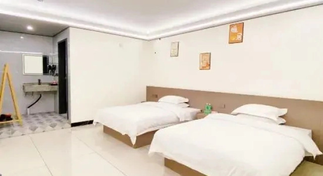 Люкс Deluxe Qingyuan Qingxin Shimai Wenquan Homestay
