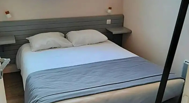 Standart oda Hostellerie de la Poterne