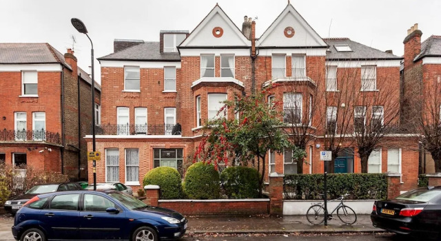 Spacious Canfield Gardens Studio, Varaa Huoneisto Asunnot kohteessa Merseyside, Huoneisto