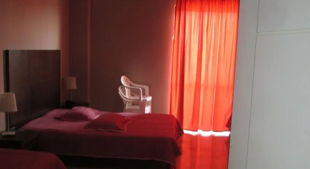 Четырёхместный номер Standard с балконом Vanisko Hotel