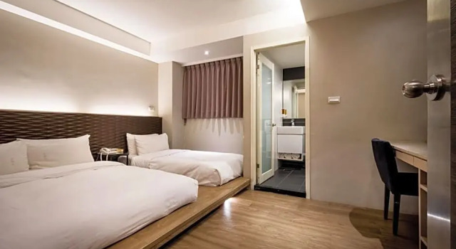 Номер Standard Royal Garden Hotel