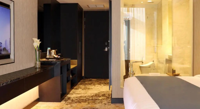 Premier double chambre JHL Solitaire Gading Serpong