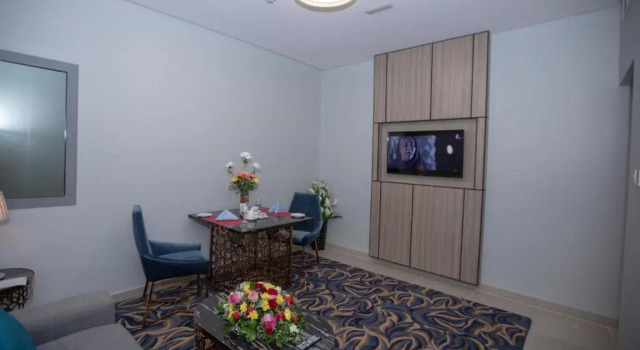 Полулюкс Fortune Royal Hotel