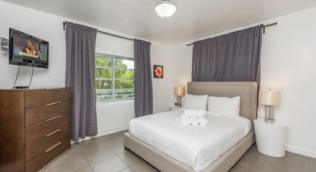 Casa Gaby One-Bedroom Apartments by Royal Stays