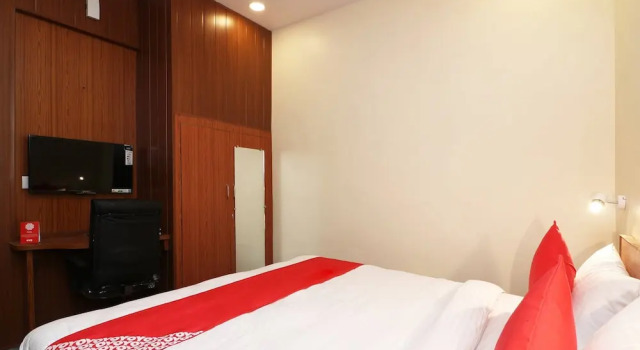 OYO Flagship 23709 Hotel Meerut International