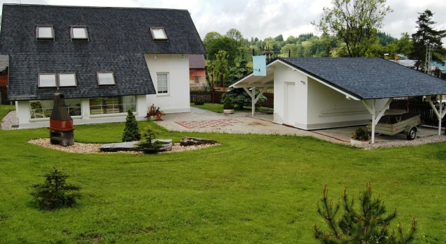 Serene Holiday Home With Private Garden, Whirlpool, Terrace, Reservar Hotel Korenov Jizera Mountains