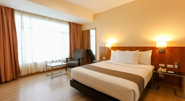 Paseo Premiere Hotel