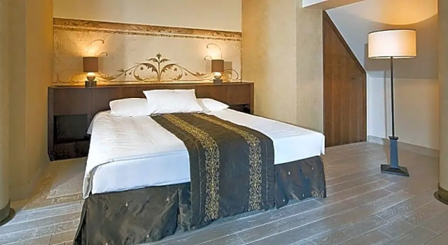 Номер Deluxe Mamaison Le Regina Boutique Hotel