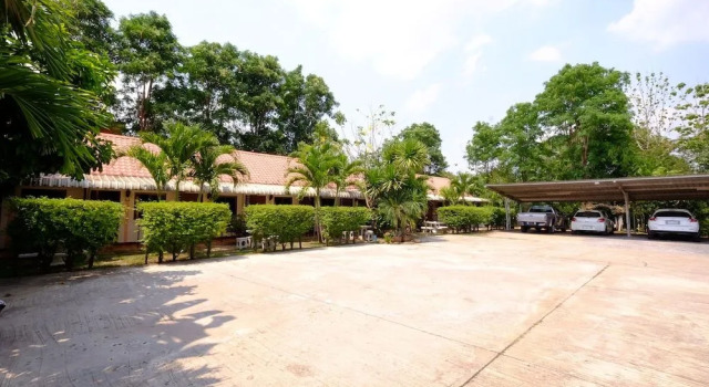 Banmaihom, Varaa Hotelli Hotellit North-Eastern Thailand pysäköinnillä, Pysäköinti