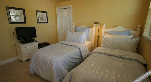 Siesta Key Pool Homes by RVA