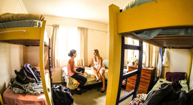 Кровать в общем номере Centabay Lodge and Backpackers