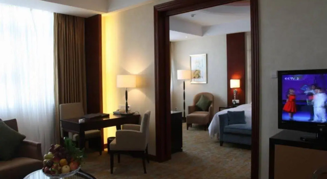 Xilingguole Yuanhe Jianguo, Book Hotel Xilinhot Inner Mongolia