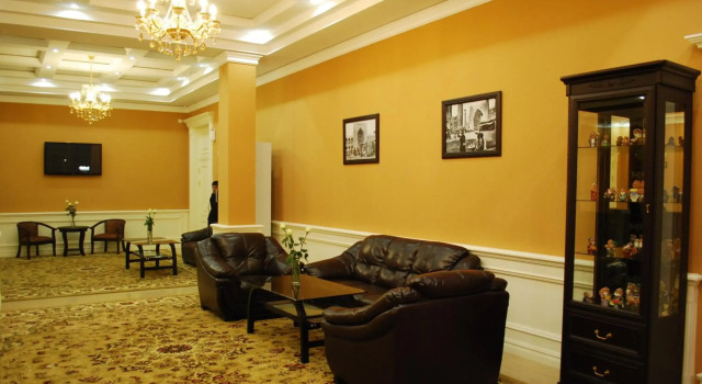 Jahon Palace