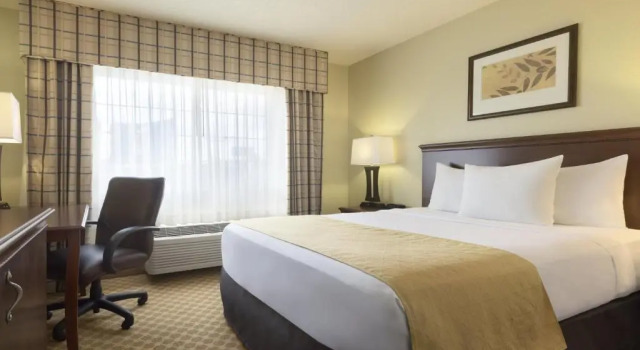 Двухместный номер Standard Country Inn & Suites by Radisson, Rochester, MN