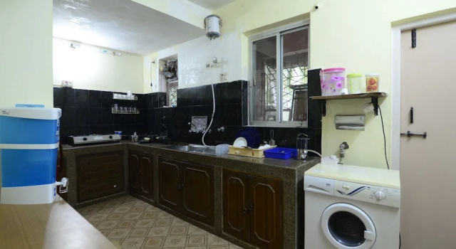 Апартаменты Standard TripThrill Maynard Beach Apartment