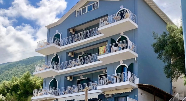 Ponti Beach Hotel, Забронировать Отель Отели периферии Ионических островов с парковкой, Парковка