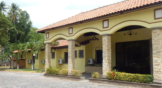 Hotel Hacienda Gualiqueme, Đặt Khách sạn Khách sạn 3 sao ở Choluteca, 3*