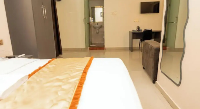 Camera Executive Hotel Romeneo