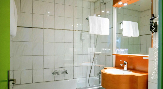 Двухместный номер Standard ibis Styles Luzern