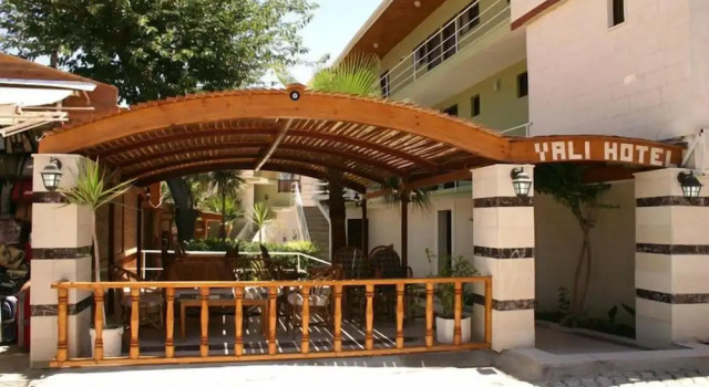 Yali Hotel, Rezerwuj Hotel Hotele w Side Coast z parkingiem, Parking
