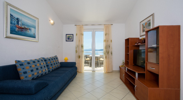 Apartment Ruzica - with sea view: A3 - zuti Igrane, Riviera Makarska