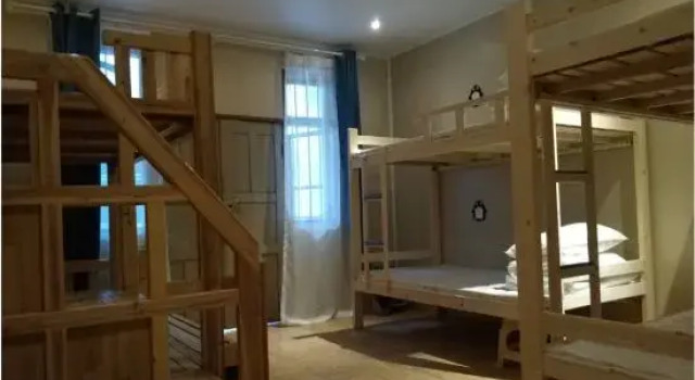 Кровать в общем номере (женский номер) Fangwu Youth Hostel