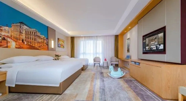 Двухместный люкс Business Vienna International Hotel (Yichang Gezhouba Huaxiang Branch)