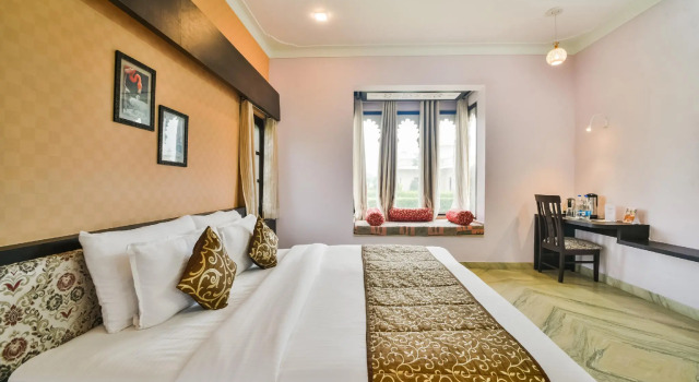 Anjushree Resorts Padmini Baug by OYO Rooms