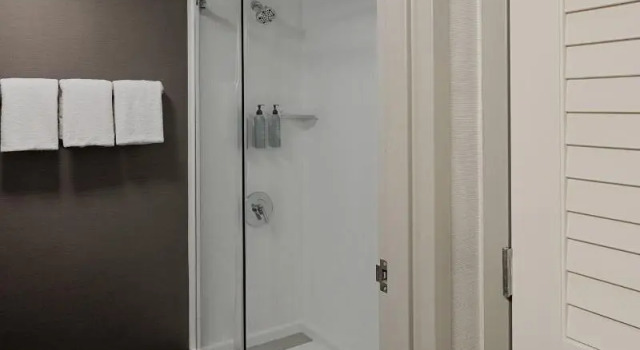 Четырёхместный номер Deluxe Courtyard Dayton South Mall