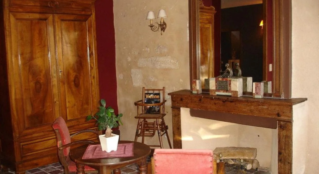 Le Relais du Lyon dOr, Reserva ahora Hotel Angles-sur-l'Anglin 
