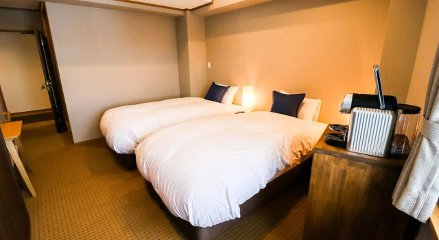 Silverhorn, Prenota Hotel Myoko 