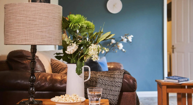 Swallows End – stylish bolthole with hot tub and pool in Dartmoor National Park